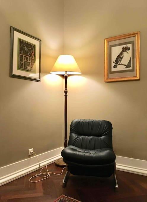 Space And Tradition In Apartment